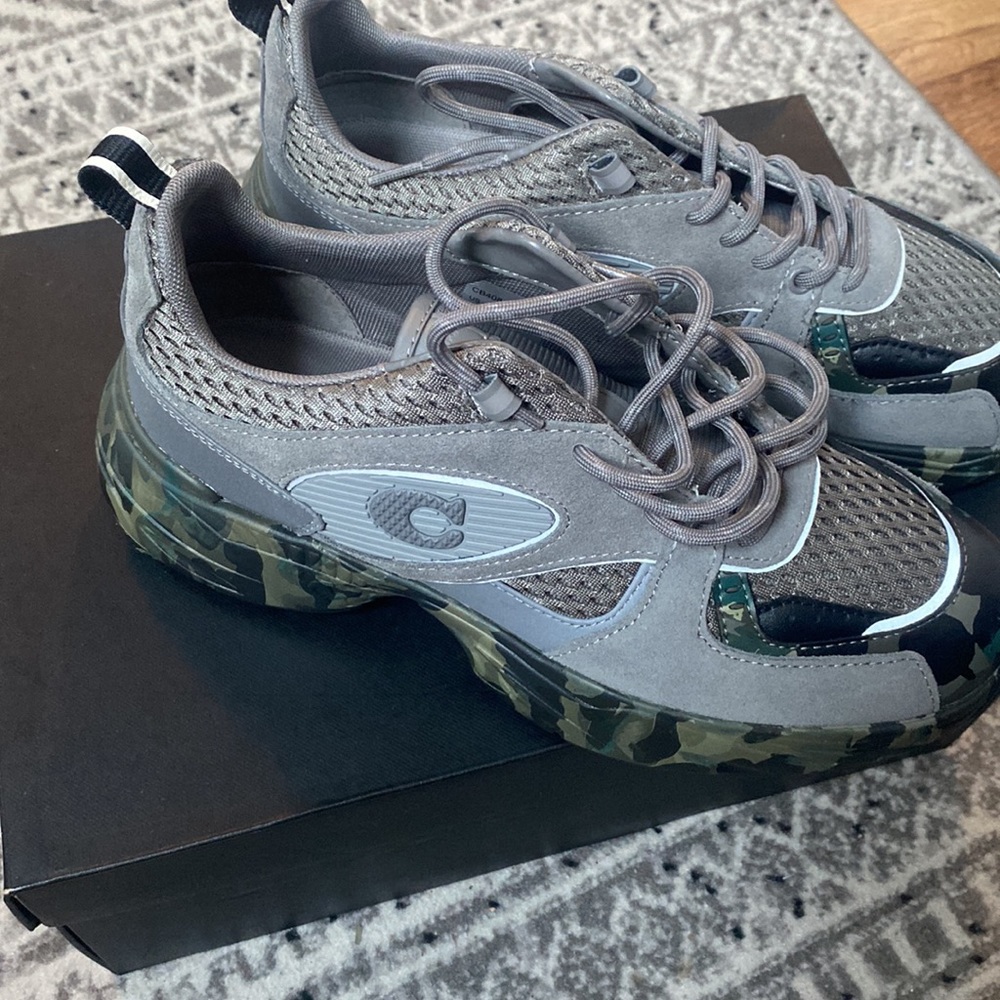 Brand new coach sneakers - Picture 6 of 6